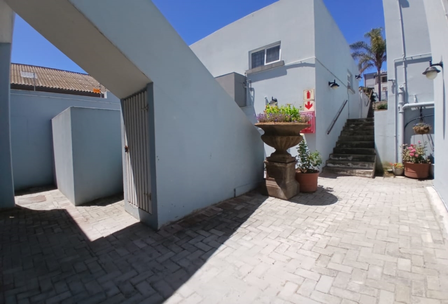 2 Bedroom Property for Sale in Mossel Bay Central Western Cape